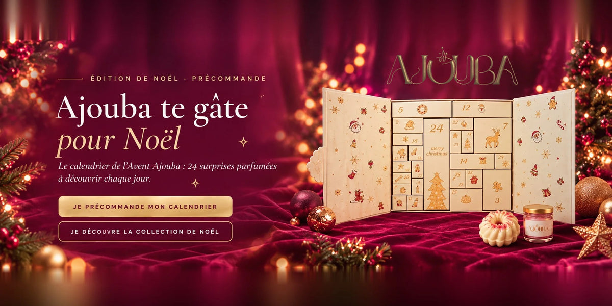 Ajouba te gâte pour Noël : le calendrier de l’Avent Ajouba ouvert sur un velours framboise illuminé